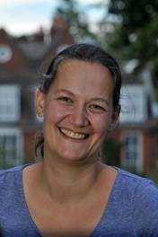 Dr Nathalie Vriend